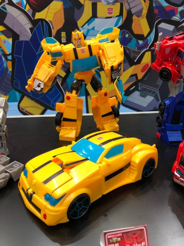 show and tell toys transformers cyberverse